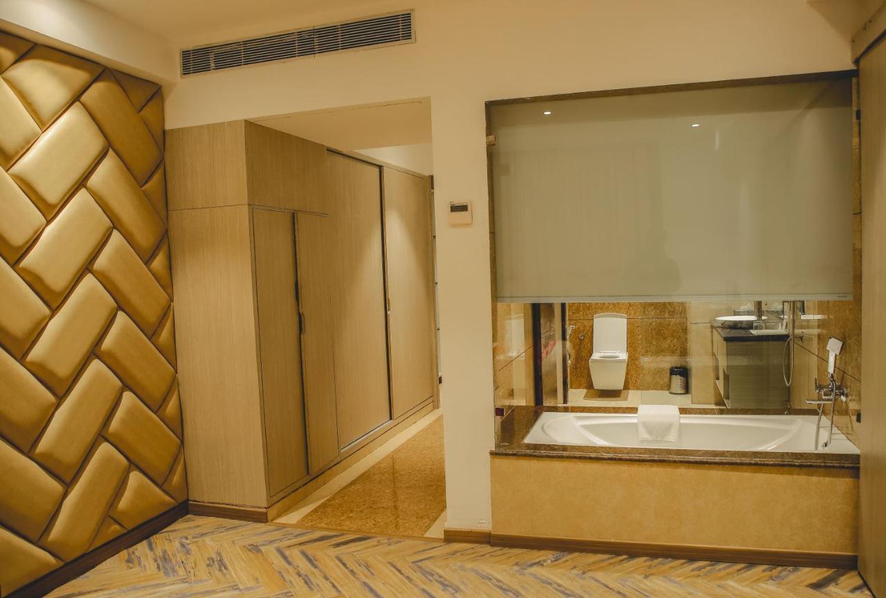 The Orlov Hotel Panipat Экстерьер фото