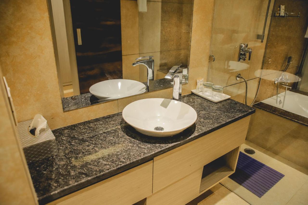 The Orlov Hotel Panipat Экстерьер фото