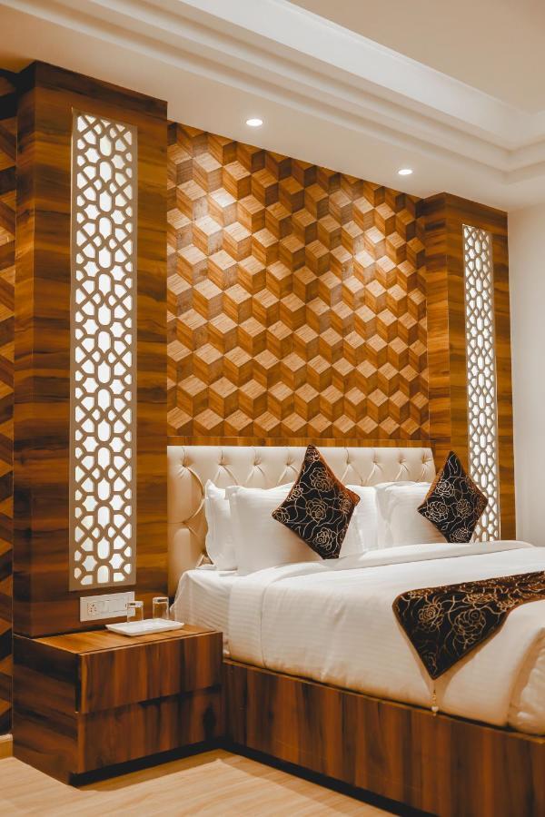 The Orlov Hotel Panipat Экстерьер фото