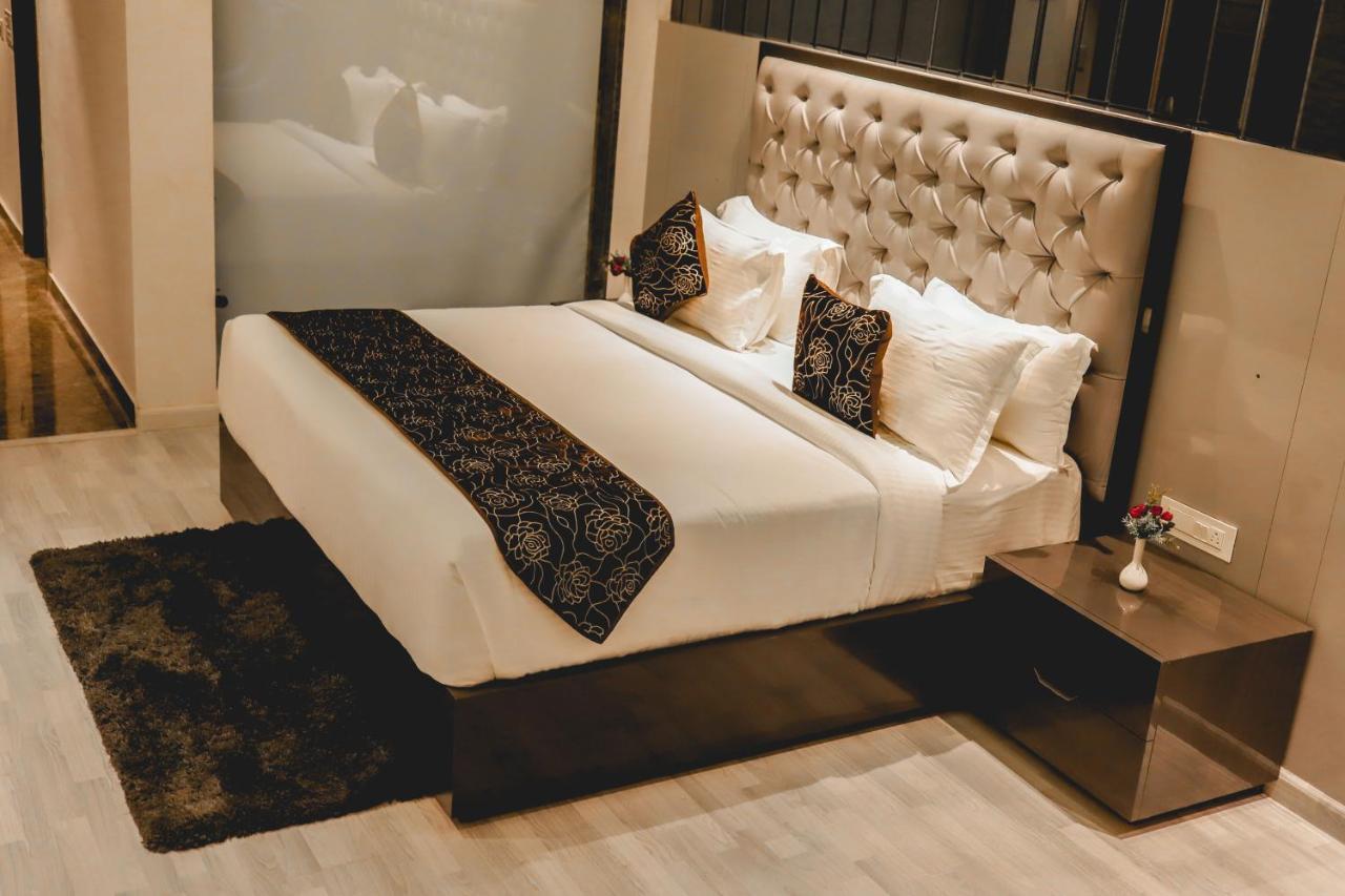 The Orlov Hotel Panipat Экстерьер фото